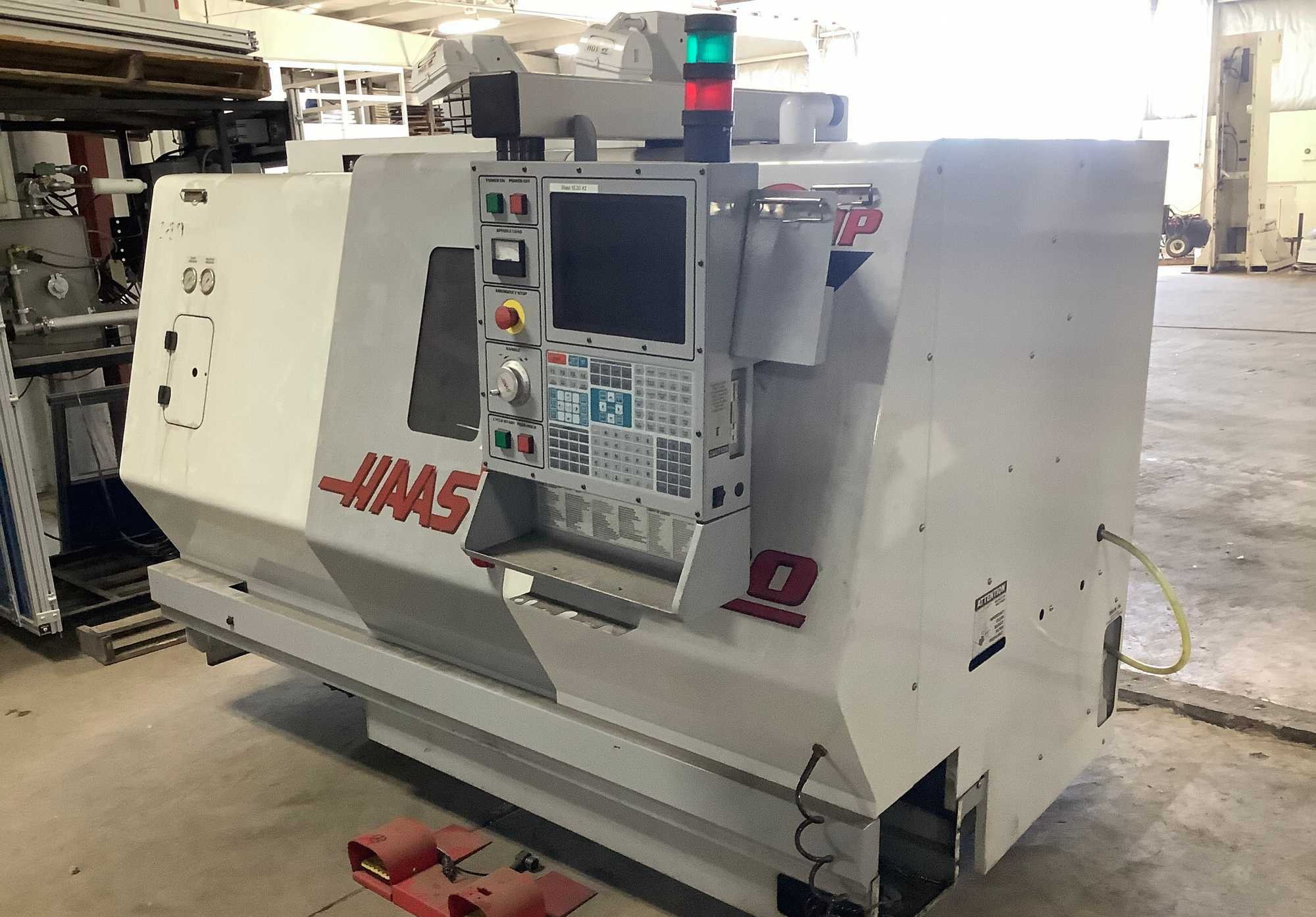 (3733) 2000 Haas SL20T CNC